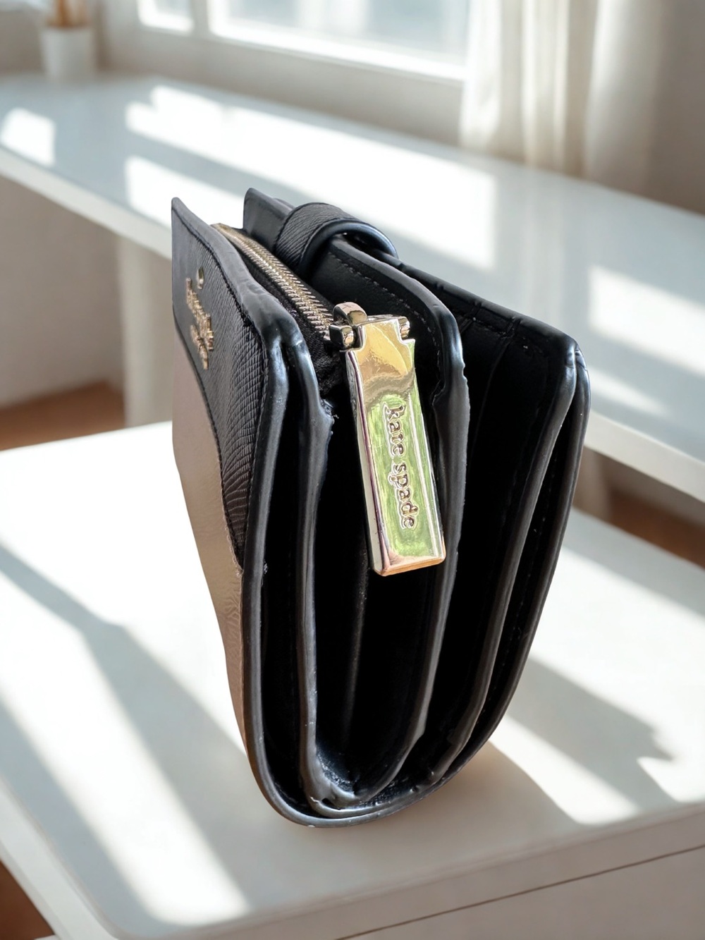 Kate Spade Staci Colorblock Medium Compact Bifold Wallet warm beige/black - Picture 3 of 13